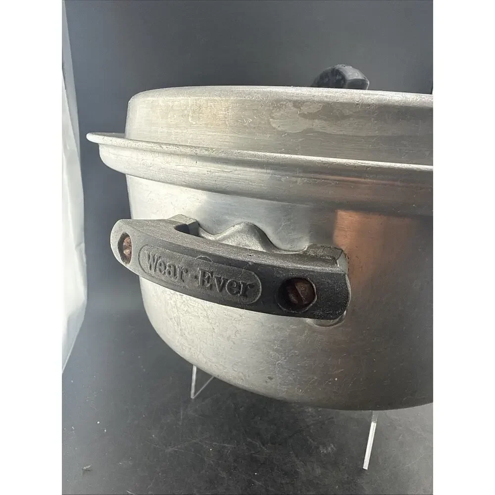 Vintage Wear Ever 4 Qt Cast Aluminum Dutch Oven Stock Pot Lid Pat 1788817 USA